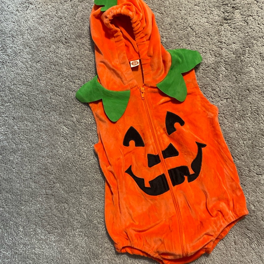 Pumpkin Halloween Costume Infants Size 9 -12 Months